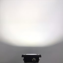 Refletor Led Holofote 30w Bivolt Resistente À Chuva e Pó:branco Frio - 2