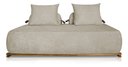 Ver imagem 1 de Sofá Dubai 2 Lugares 1.60m Tecido Bouclê Bege para Sala Bz Home Decor