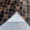 Tapete de Couro Marrom Café 2,50x3,00 com Borda Peça 05x05cm - 3