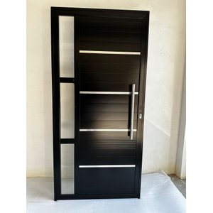 Porta de Alumínio 210 X 80 com Vidro - Lambri Duplo Preta