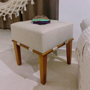 Puff Quadrado para Sala de Linho - Bege Claro