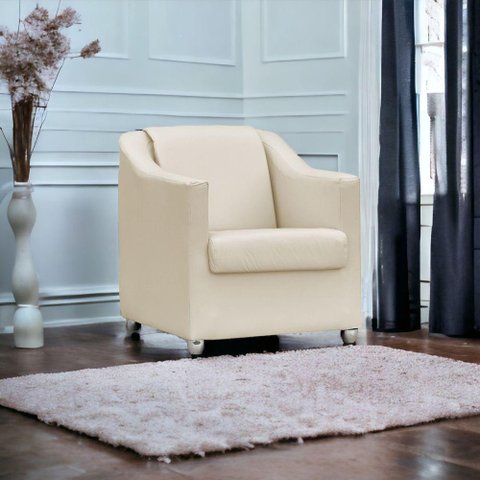 Poltrona Decorativa para Sala Manicure Consultório Mila Corino Bege Pés de Plástico Cromado