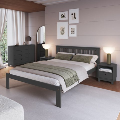 Cama de Casal Júlia de Madeira Maciça com Lastro Cinza/Charcoal