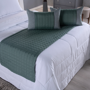 Peseira de Cama Queen - Kit 5 Pçs com Almofadas Cheias: Verde