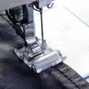 Ver imagem 4 de 05 Sapata Calcador Deslizante com Rolete Costurar Plástico Couro Vinil - Tkl A2