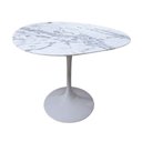 Ver imagem 1 de Mesa de Jantar Sol Saarinen Orgânica e Marmore Branco Extra 90x80cm