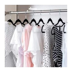 Kit 100 Cabides de Veludo Slim Antideslizante para Roupas