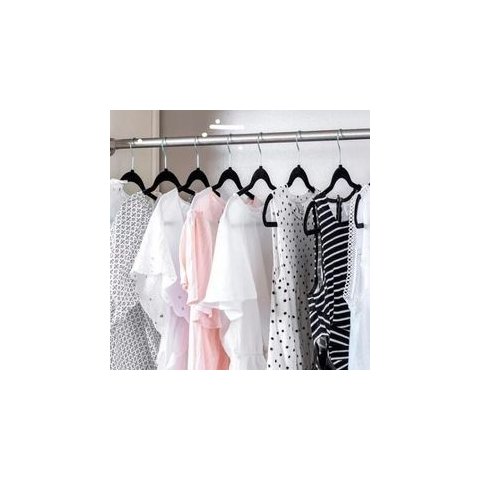 Kit 100 Cabides de Veludo Slim Antideslizante para Roupas