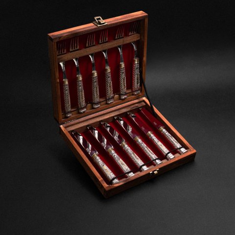 Conjunto de Talheres Ouro e Prata - 12 Peças