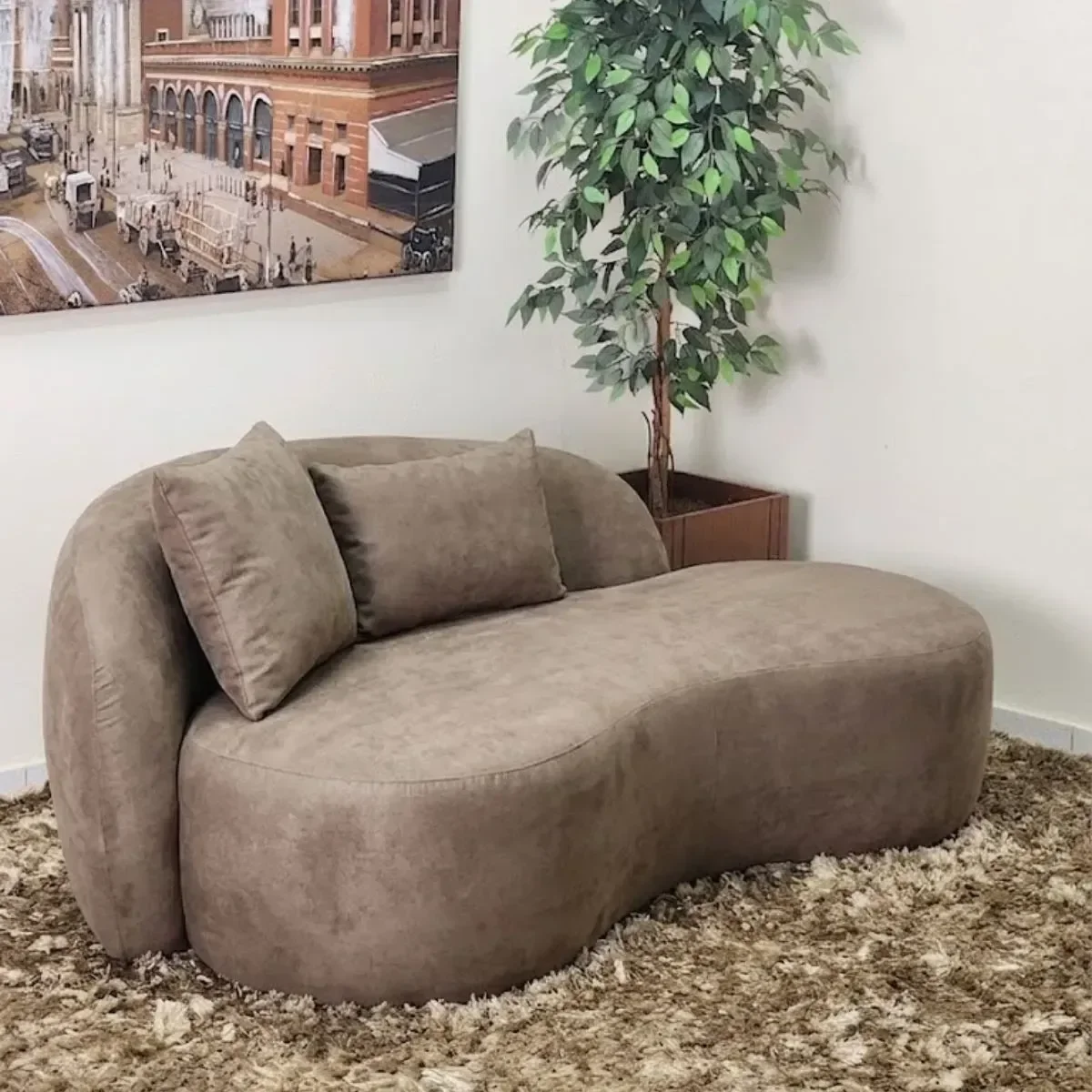 Namoradeira Chaise Organico 1,56m Curvo Boucle Sevilha Bege Castor
