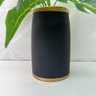 Vaso centro de mesa preto de cerâmica com planta folhagem - 2