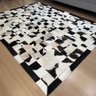 Tapete de Couro Preto e Branco 150x200 Placa de 10cm Quadriculado - 1