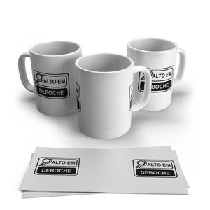 Caneca de Porcelana Meme Alto em Deboche