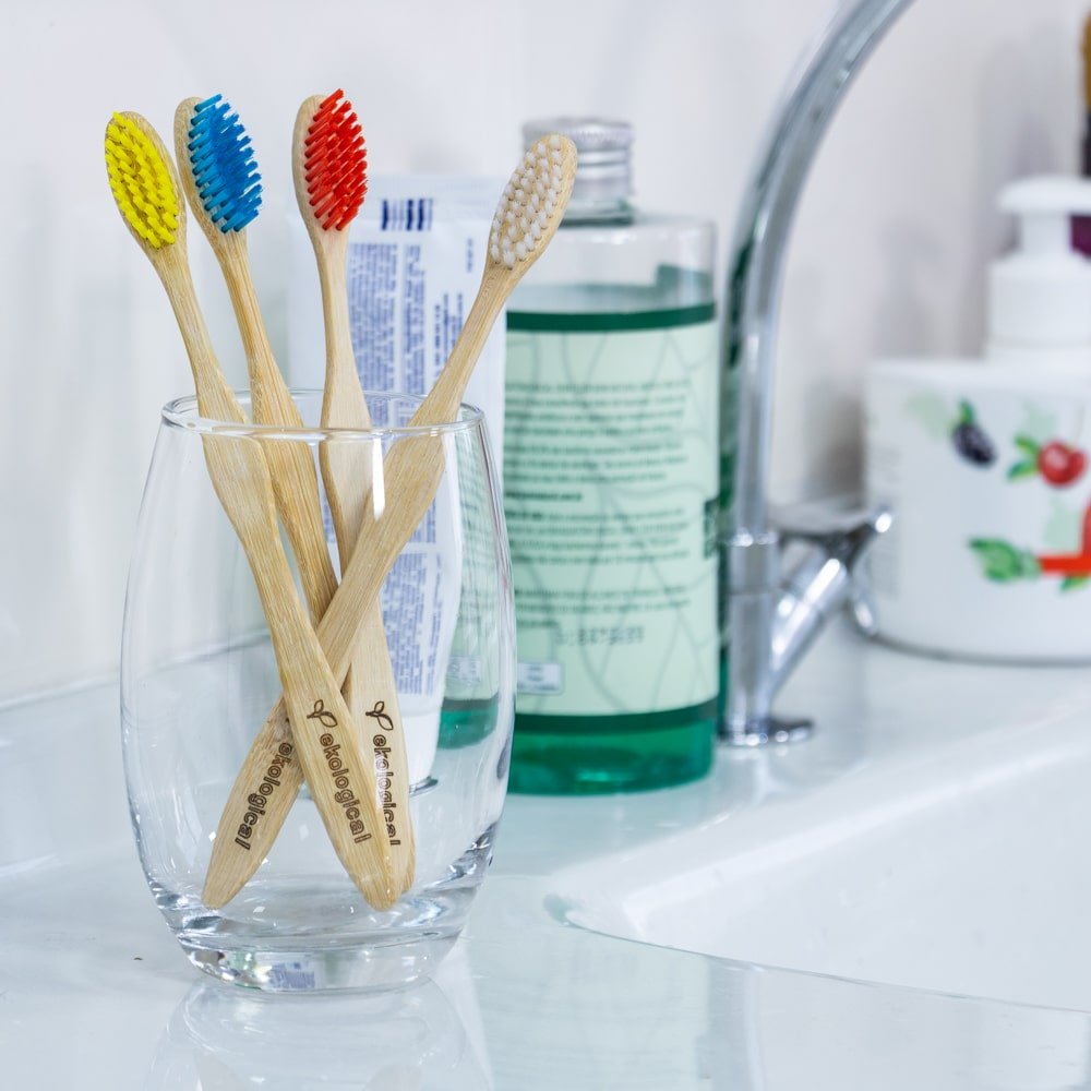 Kit de 4 Escovas de Dente Ecológicas de Bambú Nacional Ekological - 10