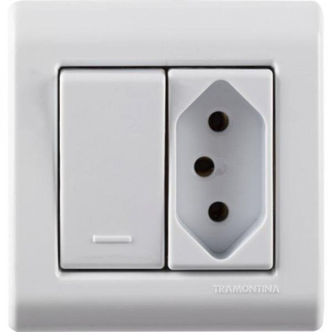 Caixa de Sobrepor 1 Interrup 10a 250v 1 Tomada 2p+t 10a 250v