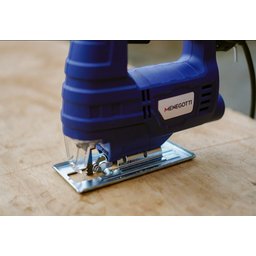 Serra Tico Tico Menegotti 400W Corte Angular Curvo Madeira Marcenaria Base Metálica Velocidade Única - 3