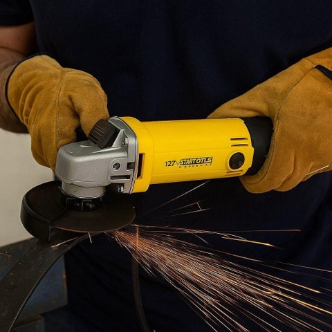 Esmerilhadeira 4 1-2" 127V 650W Velocidade 11.000 Rpm Disco 125mm Startools