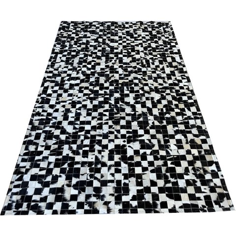 Tapete Couro Preto Branco Malhado 1,50x2,50 S/b Peça 5x5cm