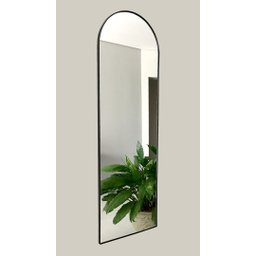 Espelho Oval de Metal com a Base Reta Mobília Express Médio Rosé - 1