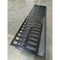 Ralo Linear 15x50 Alumínio Preto Com Cocho Coletor Saída 100mm e Tela Anti Insetos - 4