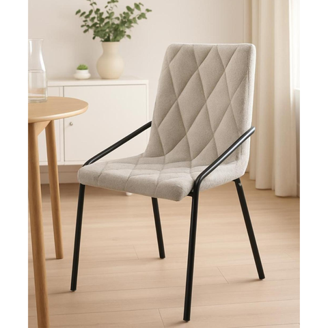 Cadeira Estofada com Costura Decorativa e Base em Aço Carbono Pintura Epóxi – Yara Exclusiva Linho L