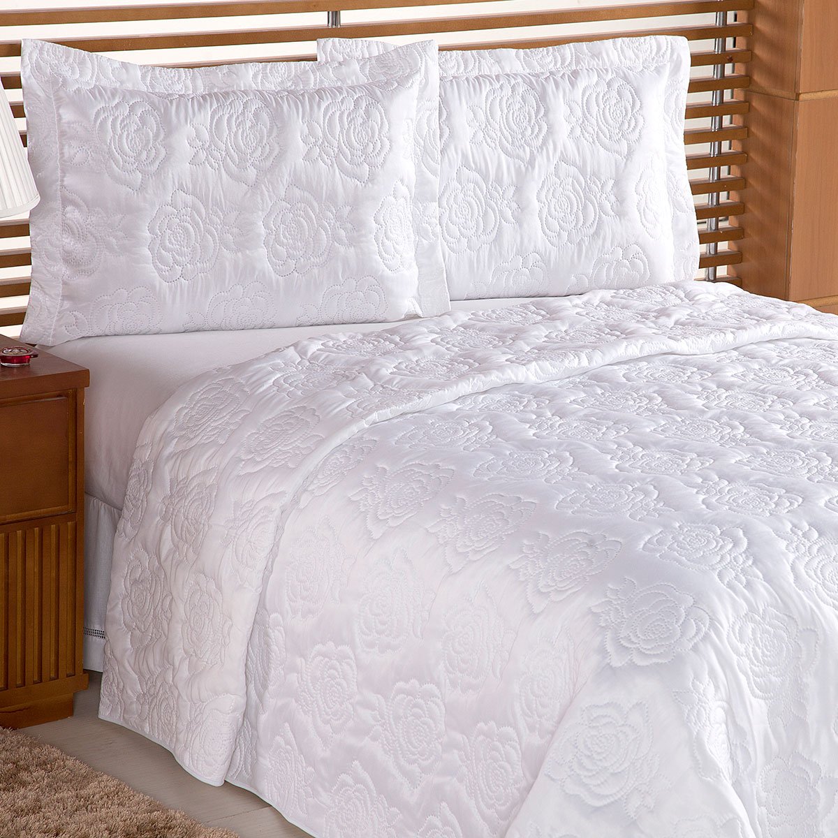 Cobre Leito Queen Branco Texturizado Rosas 2,15m x 1,50m 3 Peças