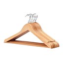 Ver imagem 1 de Kit 6 Cabides Madeira Marfim com Verniz P Roupas Pesadas