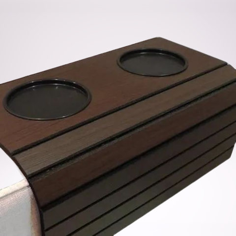 Esteirinha C/ Porta Copo Duplo Embutido para Braço Sofá Tabaco