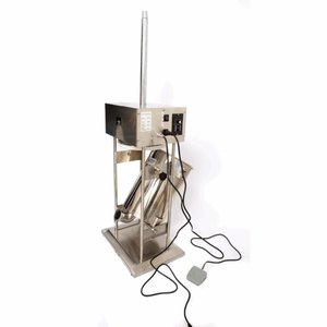 Embutideira Ensacadeira Elétrica para Linguiça Brimac Industrial em Aço Inox 30l 220v Elb30