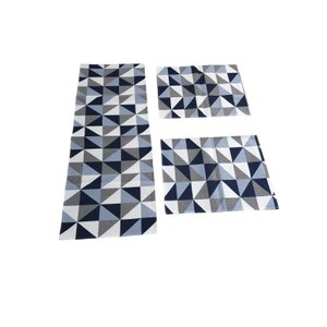 JOGO DE PASSADEIRA JACQUARD ANTE DERRAPANTE 3 PÇS - LADRILHO AZUL MARINHO