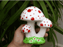 Ver imagem 2 de Enfeite para Jardim Trio de Cogumelinhos Decorado Branco