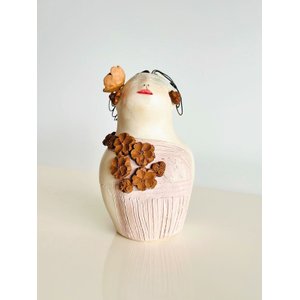 Mulher em Cerâmica. Nene Cavalcanti. Artesanal. Decoração