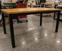 Ver imagem 2 de Mesa Jantar Philae Tampo Mel Base Preta 160cm - 69411