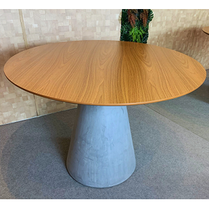 Mesa de Jantar Cone Cimento Rústico 120cm Tampo Freijó - Marrom