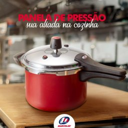 Panela de Pressão 4,5 Litros Antiaderente Fechamento Externo + Descanso Quadrado + Concha de Silicon - 10