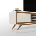 Ver imagem 3 de Rack / Bancada Chan 1.50m para Tv até 55'' 100% Mdf Estilo Retrô com Pés em Madeira 2 Portas Bascula