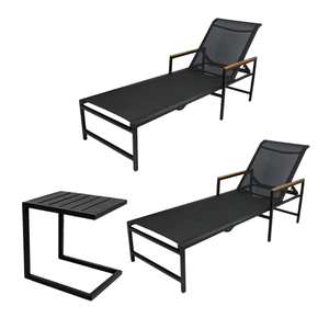 Kit com Duas Espreguiçadeiras de Piscina + Mesa Lateral Material para Área Externa