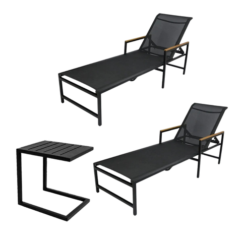 Kit com Duas Espreguiçadeiras de Piscina + Mesa Lateral Material para Área Externa