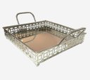 Ver imagem 2 de Bandeja Decorativa Prateada Espelhada Luxo Espressione 24cm Bandeja Prateada, Bandeja Elegante Prate