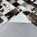 Ver imagem 3 de Tapete De Couro marrom malhado escuro 3,00x3,00 C/b pç 10x10