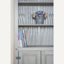 Ver imagem 5 de Estante em Madeira Maciça com 5 Nichos e 2 Portas Cinza Lavado