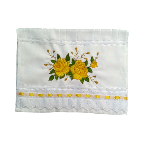 Toalha bordada de Mão, Lavabo Duas Rosas amarelas, com barra em Tira Bordada. 1 Peça. Cor Branca. Do