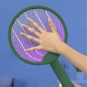 Ver imagem 2 de Raquete Eletrica Mata Mosquito 4 em 1 Pernilongo Mosca Inseto Luz UV Automatico Repelente Luminaria 