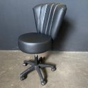 Ver imagem 3 de Cadeira Mocho Pétala Corino Preto - In9 Decor