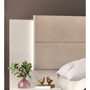 Ver imagem 3 de Cabeceira Estofada Casal Queen com Mesa de Cabeceira Fita Led Dj - Mel/ Off White/ Veludo Kraft