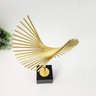 Escultura Abstrata Dourada Design Onda 34x22x10cm - 3