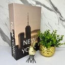 Ver imagem 2 de Livro decorativo New York + pássaro dourado + vaso cerâmico