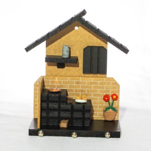 Porta Chaves de Madeira Casinha Mineira Decoração P Bege